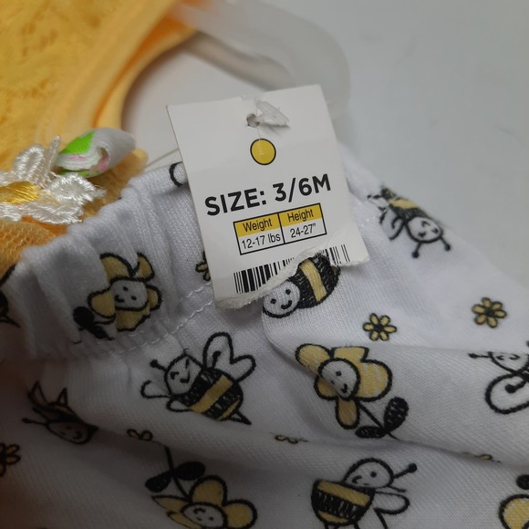 NWT Duck Duck Goose Yellow Daisy Tulle Flounce Top with Bumble Bee pants 3-6 M - Picture 3 of 4